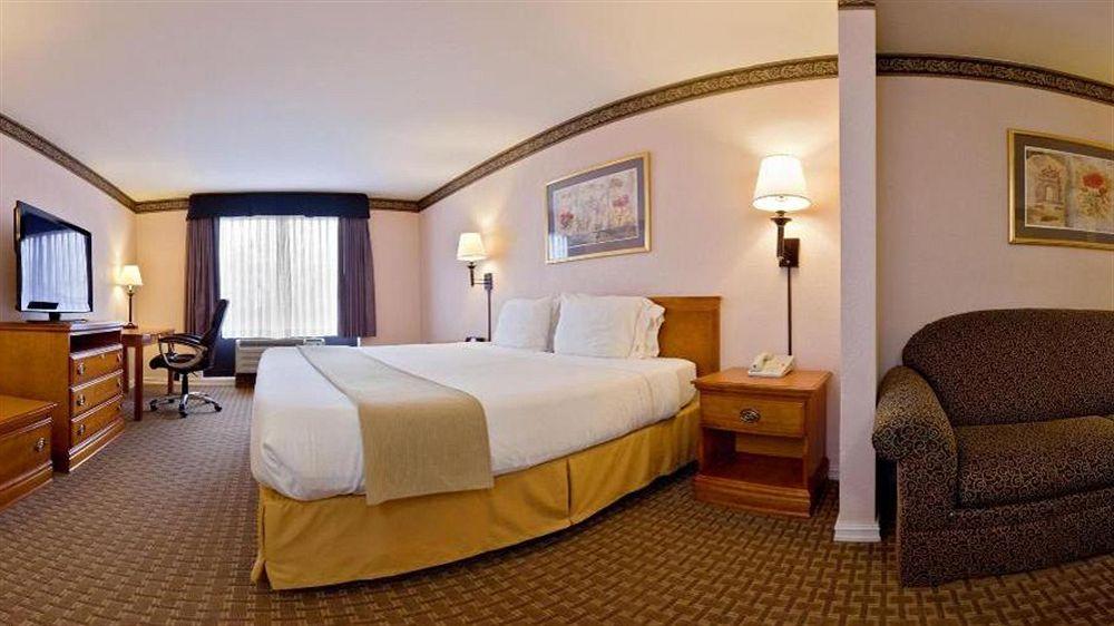 Holiday Inn Express North Tyler Kültér fotó