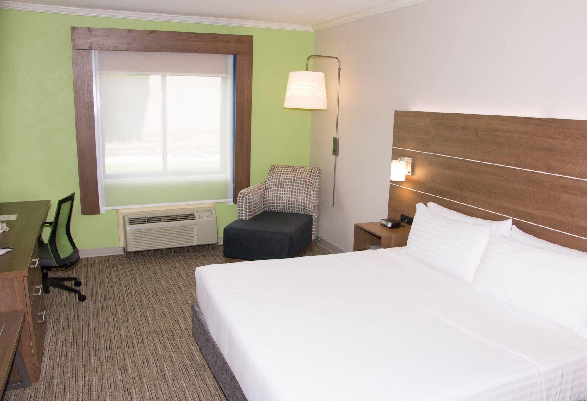 Holiday Inn Express North Tyler Kültér fotó